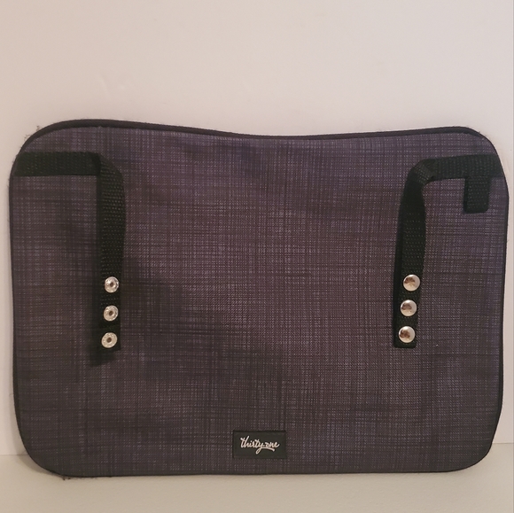 Thirty One Gray Canvas Zip Flat Makeup Bag 8"x11" - Picture 1 of 5
